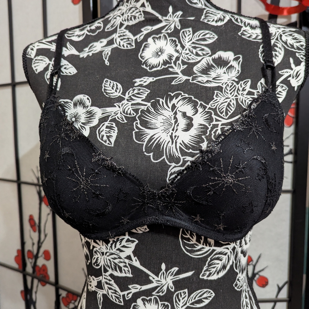 Victoria's Secret Black Starry Pushup Bra 36B